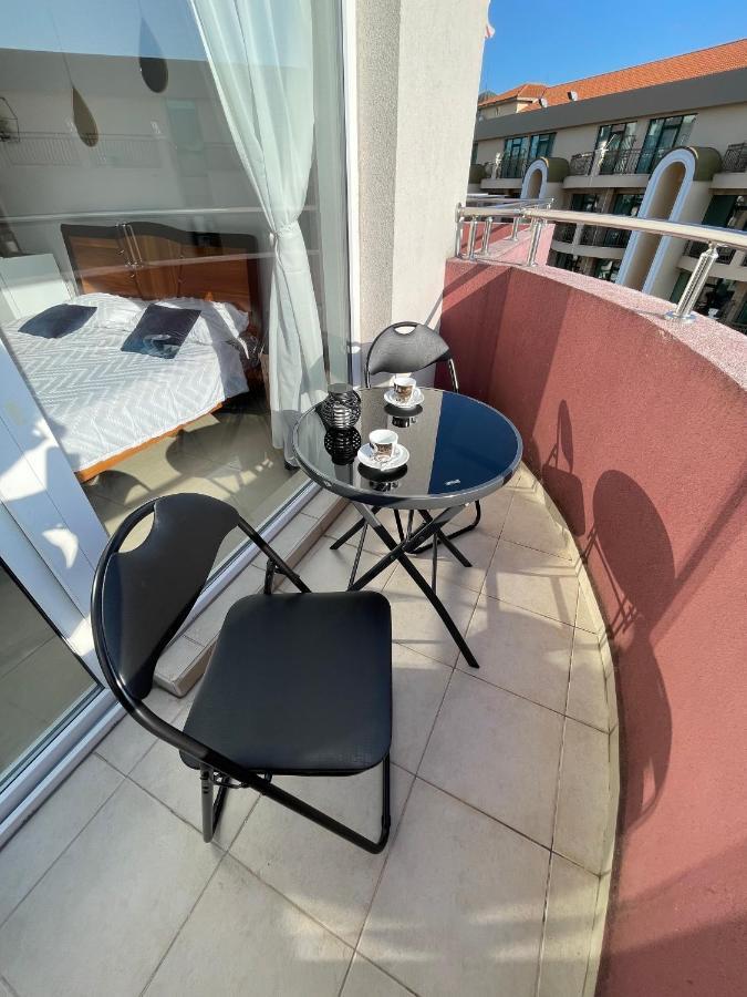 Admiral Plaza Aparthotel Pantai Sunny Luaran gambar
