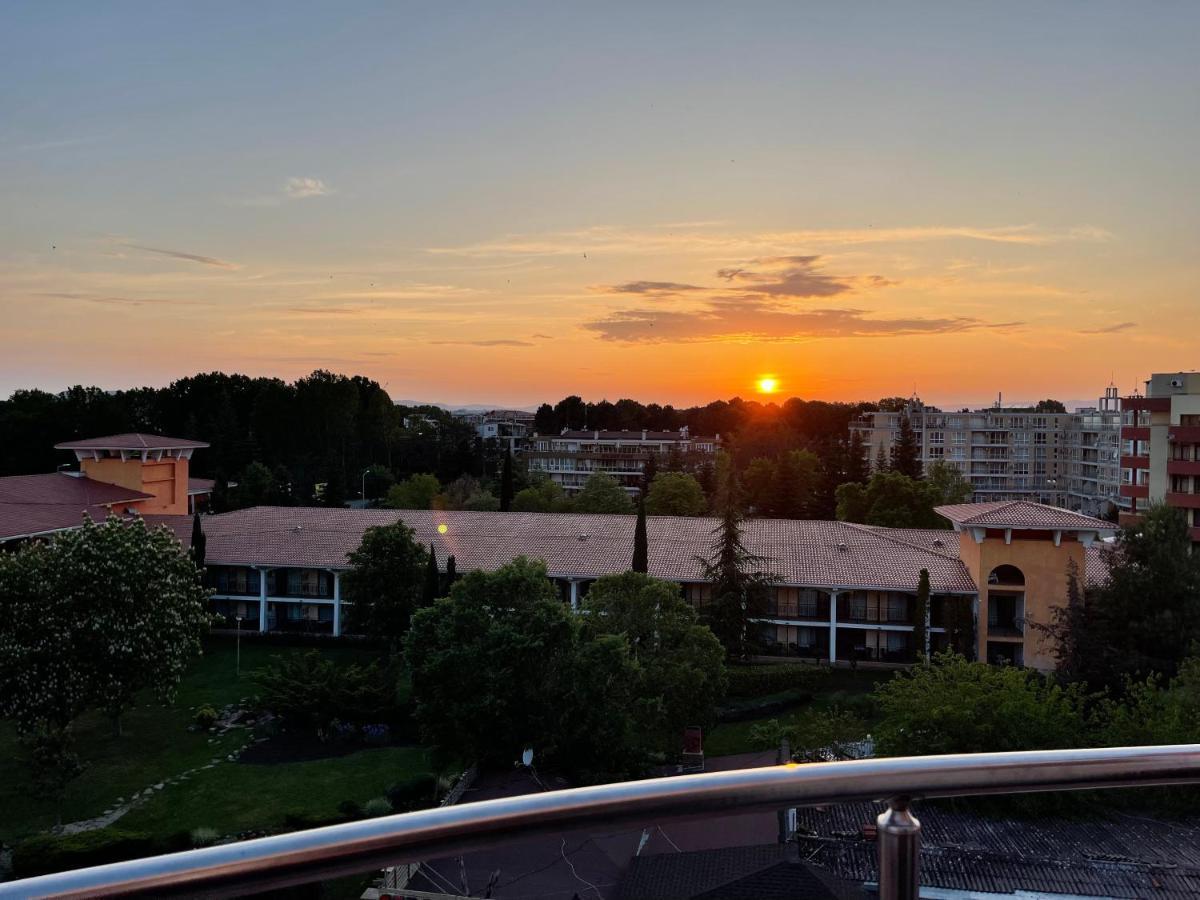 Admiral Plaza Aparthotel Pantai Sunny Luaran gambar